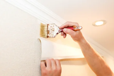 Pose de papier peint à Lesbois — revêtements muraux et toiles de verre